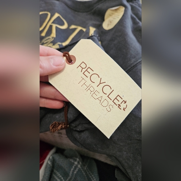 RECYCLED THREADS Sporty Wellness Club Sweatshirt/shorts Set. Charcoal.XS NWT - Picture 6 of 15